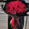 Красные розы в упаковке 31 шт. — изображение 4